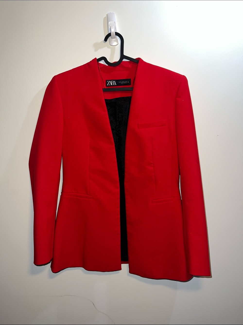 ZARA Women's Bold Red Collarless Blazer